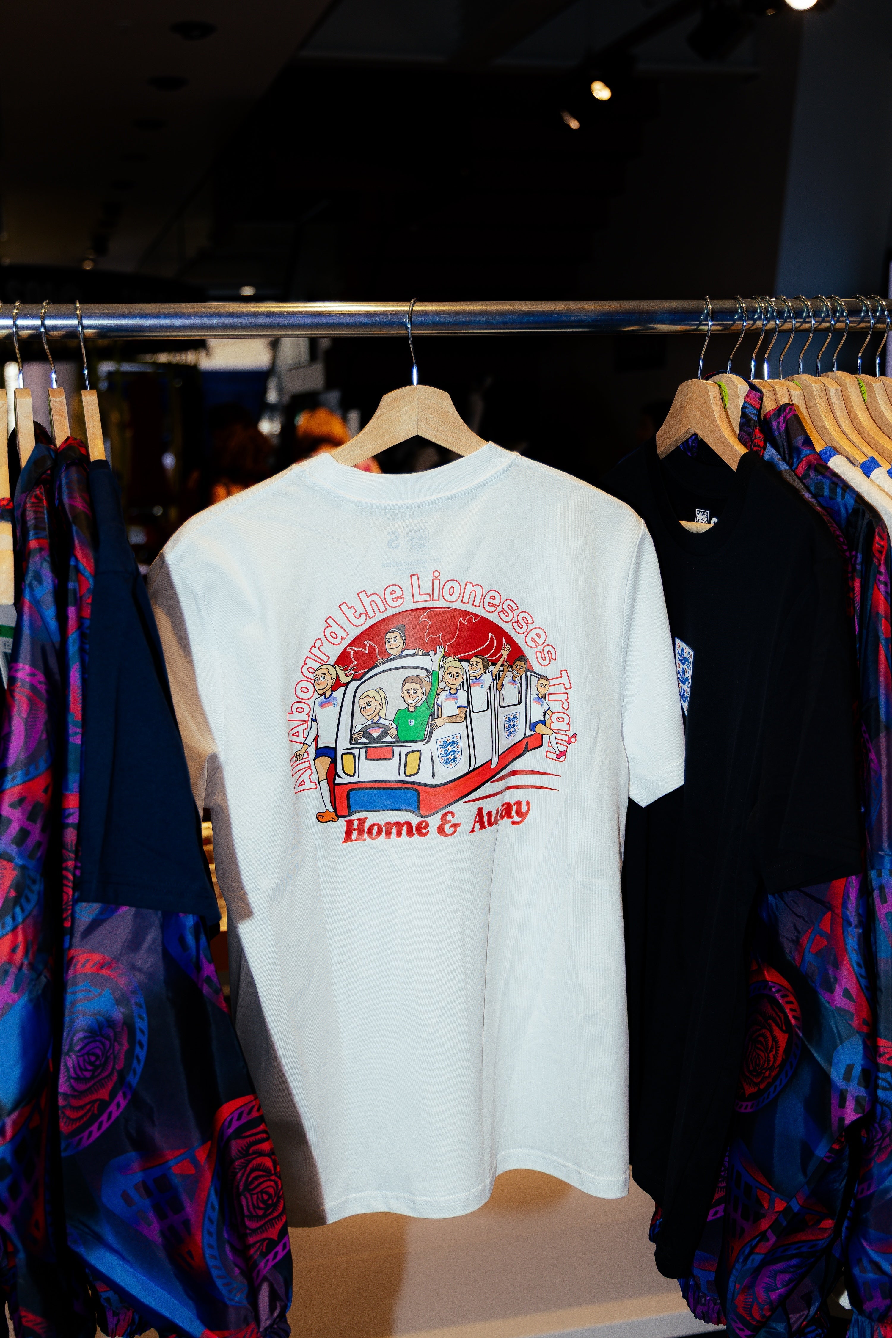 OFFICIAL ENGLAND ALL ABOARD THE LIONESSES TRAIN TEE AFTA Studios